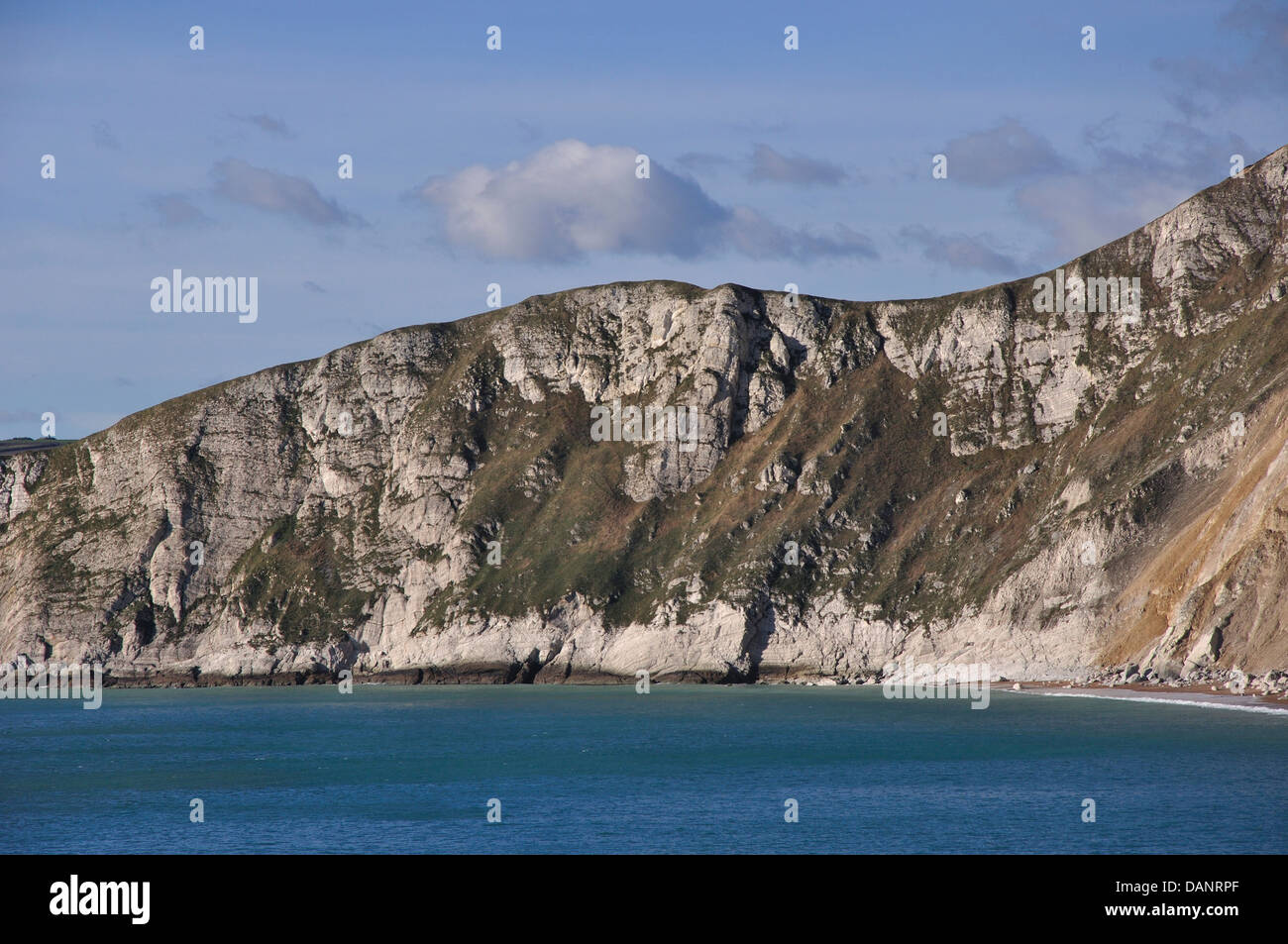 Una vista di Worbarrow Bay su Jurassic Coast Dorset Foto Stock