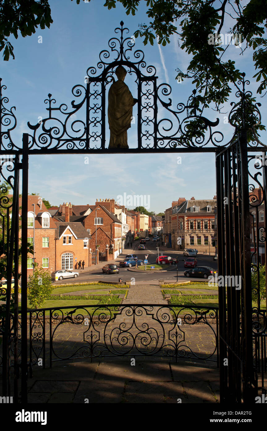 High Street dalla Chiesa della Santa Trinità, Sutton Coldfield, West Midlands, England, Regno Unito Foto Stock