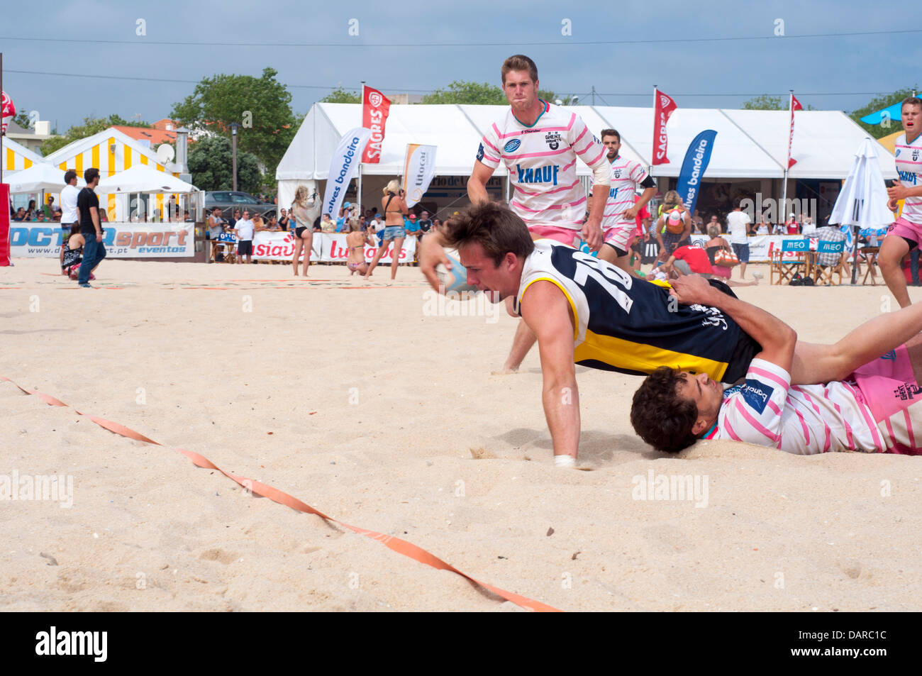 Figueira Beach Rugby Internazionale. La più grande spiaggia europee torneo di Rugby nella storia. 32 squadre (24 maschi e 8 femmine). Foto Stock