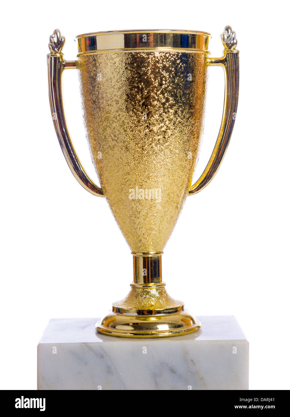 Un trofeo in oro su una base di marmo con uno sfondo bianco Foto Stock