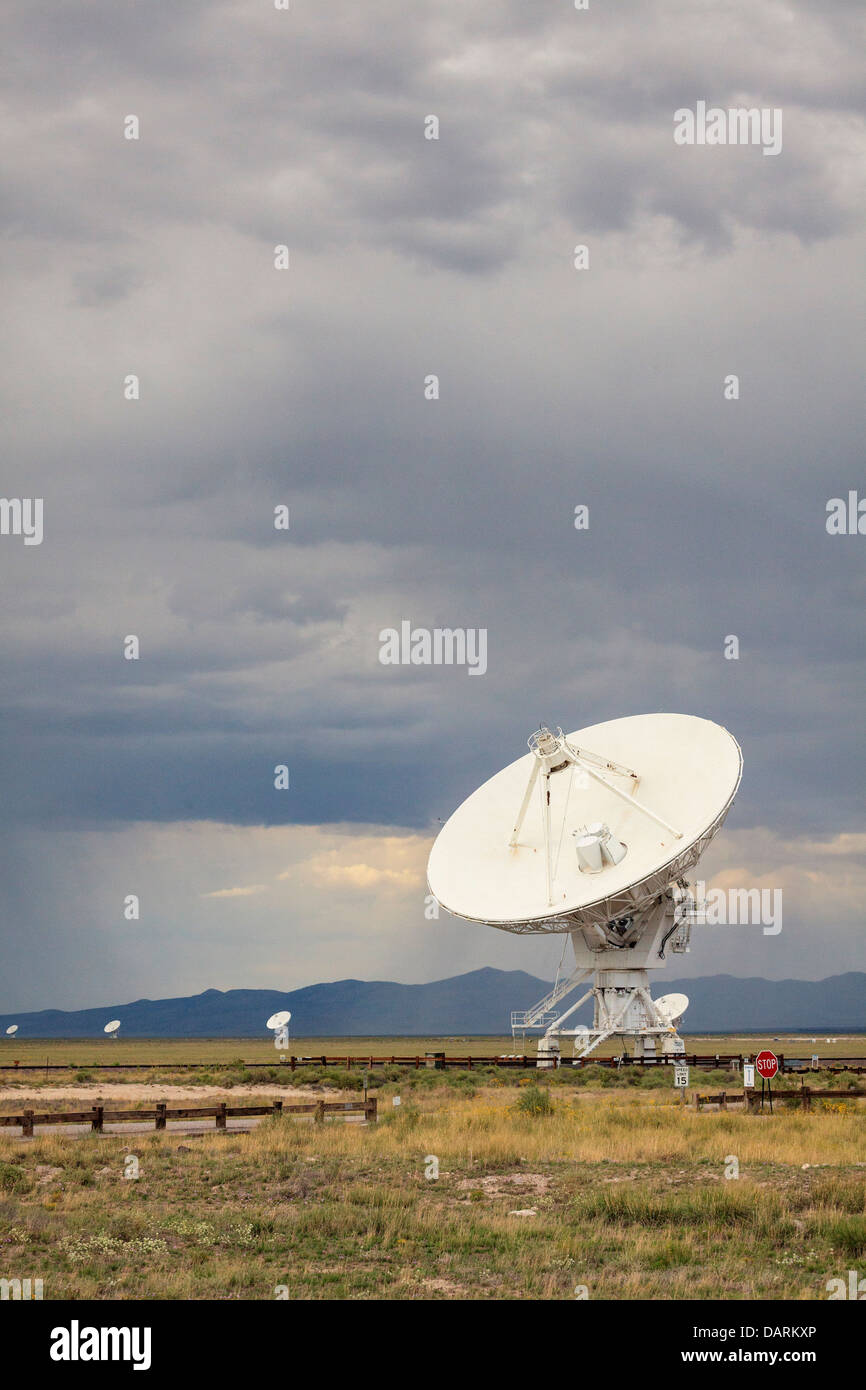 Stati Uniti d'America, Nuovo Messico, Socorro, molto grande schiera internazionale di radio telescopio Foto Stock
