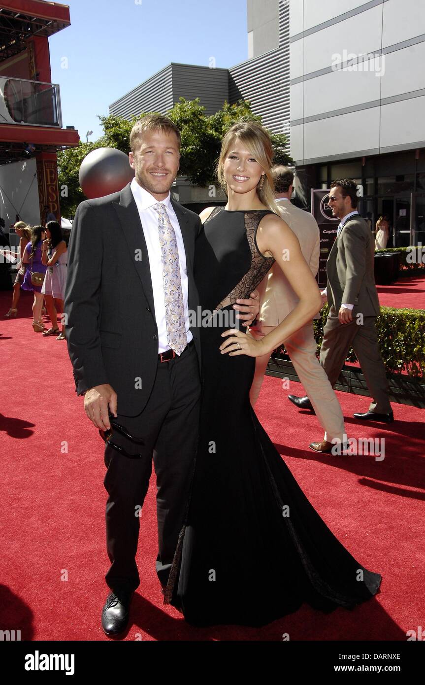 Los Angeles, CA. 17 Luglio, 2013. Bode Miller, Morgan Beck presso gli arrivi per il 2013 ESPYS da ESPN - arrivi, Nokia Theater in L.A. LIVE, Los Angeles, CA, 17 luglio 2013. Credito: Michael Germana/Everett raccolta/Alamy Live News Foto Stock