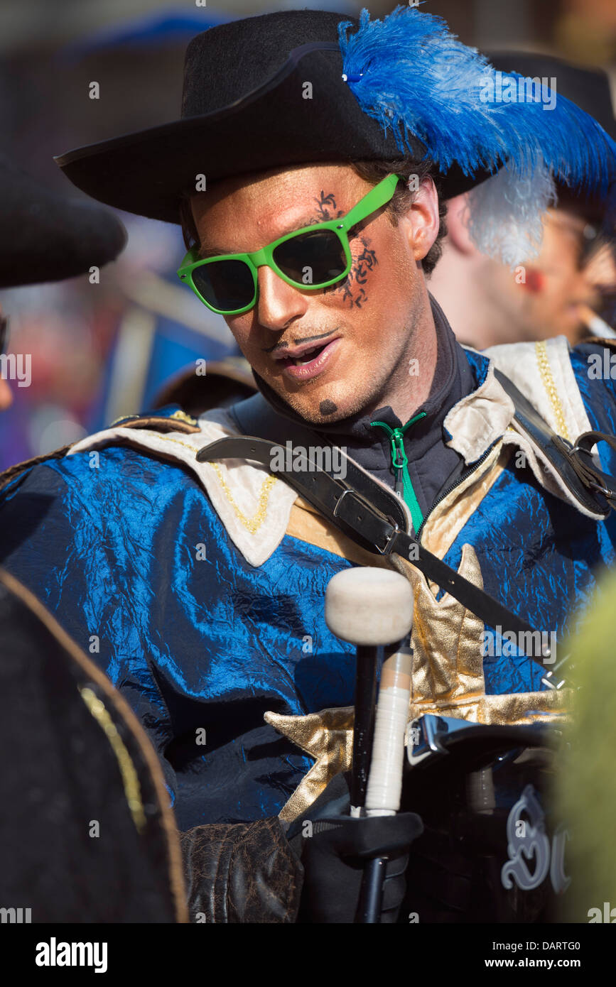 L'Europa, Svizzera Vallese, Monthey, molla Fasnact sfilata di carnevale Foto Stock