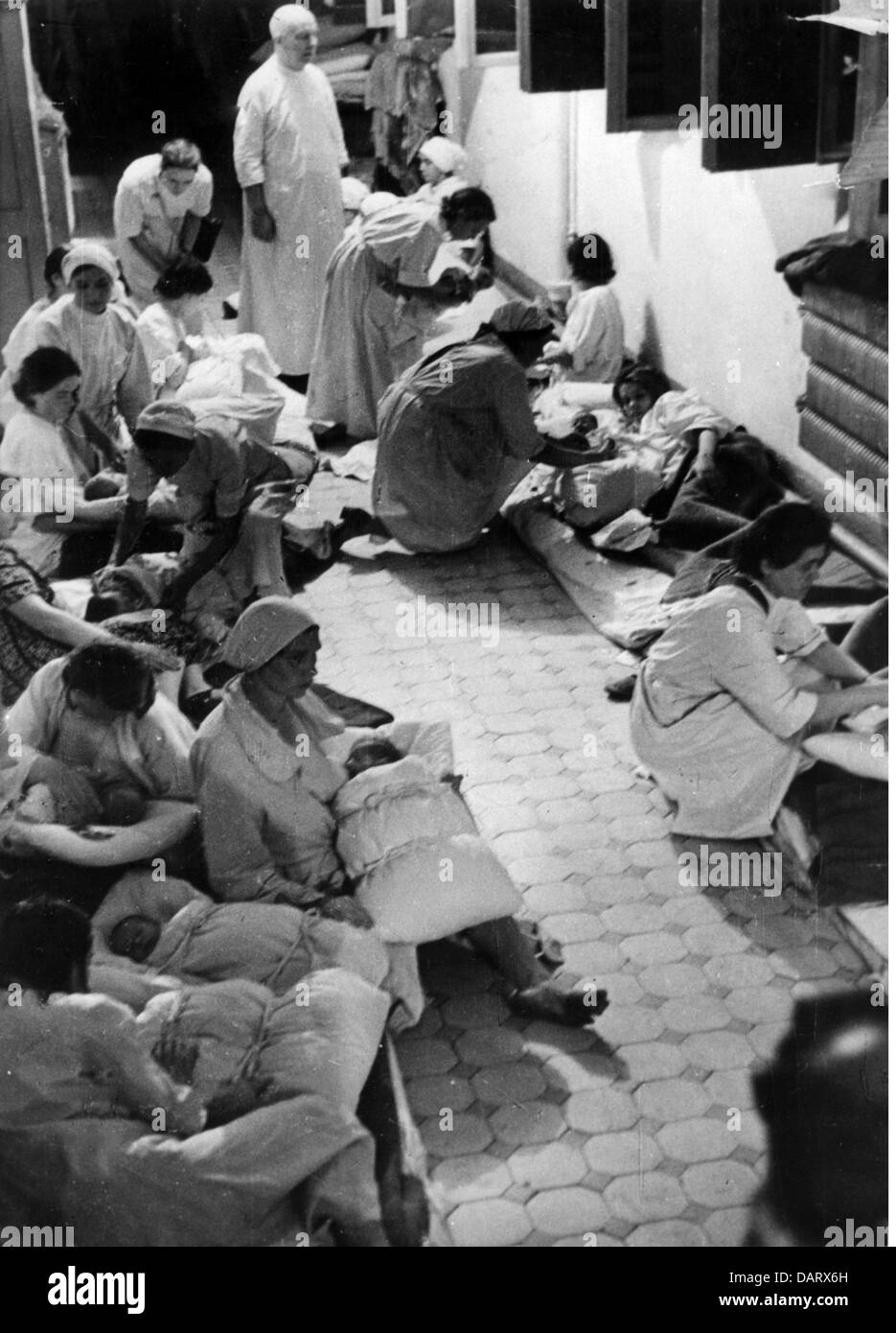Eventi, seconda guerra mondiale / seconda guerra mondiale, Polonia 1939, Varsavia dopo il bombardamento, in un ospedale, diritti aggiuntivi-clearences-non disponibile Foto Stock