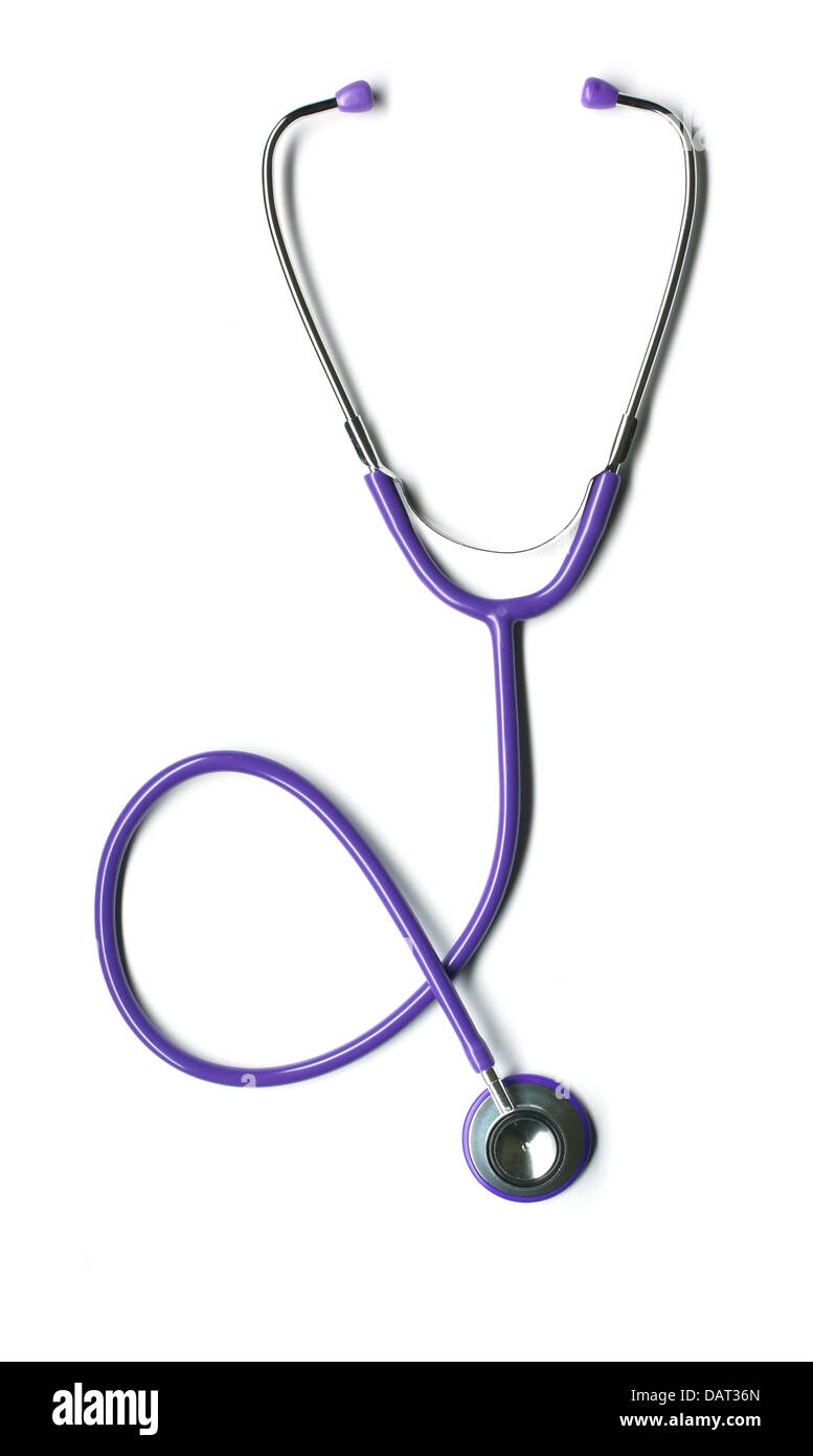 Uno stetoscopio ritagliata su sfondo bianco Foto Stock