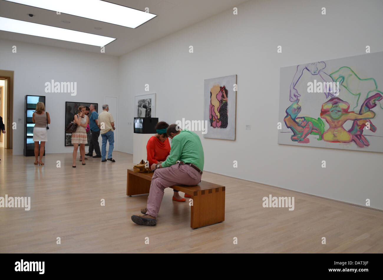 Maria Lassnig (8 settembre 1919 - 6 Maggio 2014) era un artista austriaco noto per il suo dipinto di autoritratti e la sua teoria di 'consapevolezza del corpo' Foto Stock