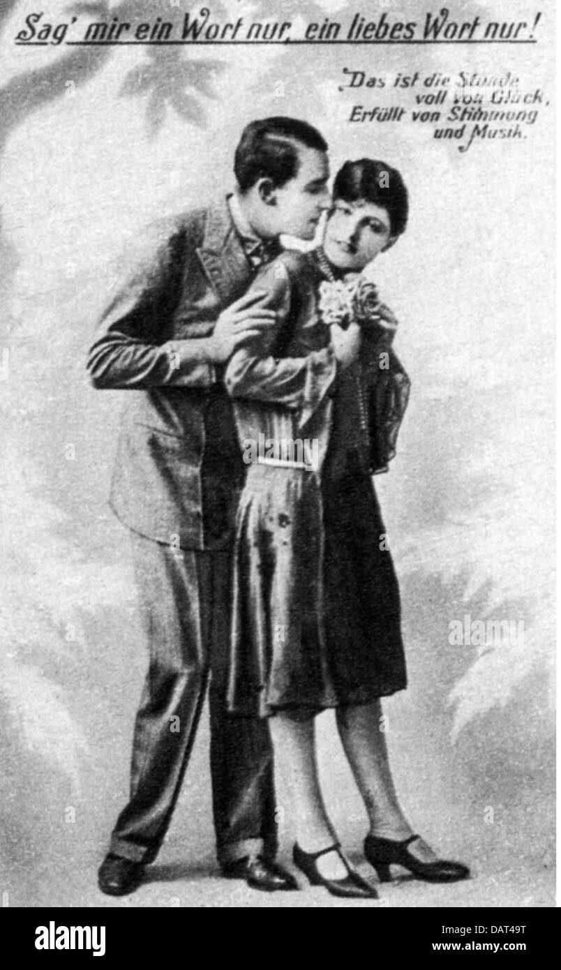 Kitsch / carte / souvenir, 'ag mir ein Wort nur, ein Liebes Wort nur! (Dite solo una parola a me, una dolce parola), amanti, cartolina fotografica, 1920, diritti aggiuntivi-clearences-non disponibile Foto Stock