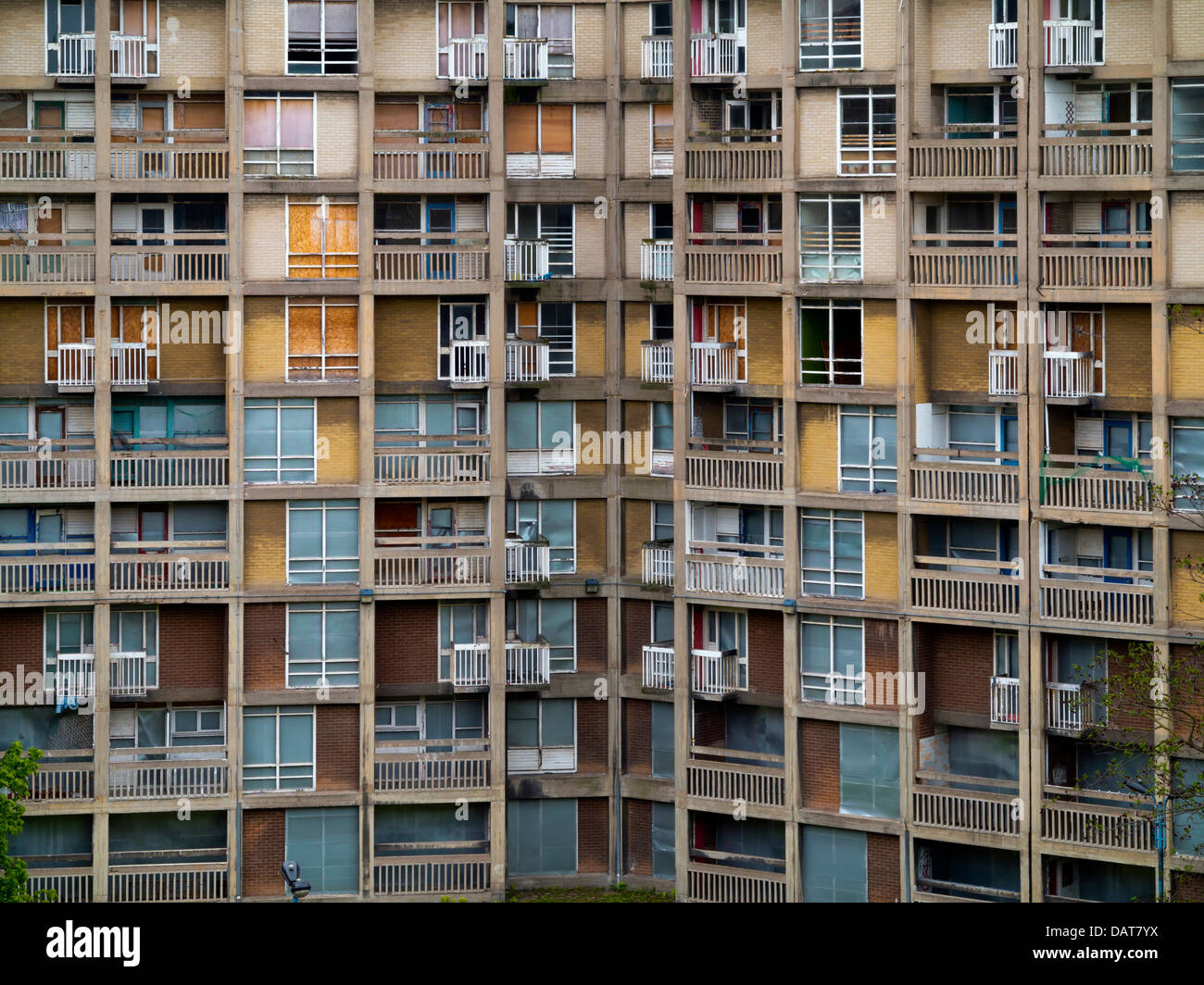 Park Hill appartamenti Sheffield England Regno Unito un edificio inaugurato nel 1961 e sottoposta a lavori di ristrutturazione da Urban Splash Foto Stock