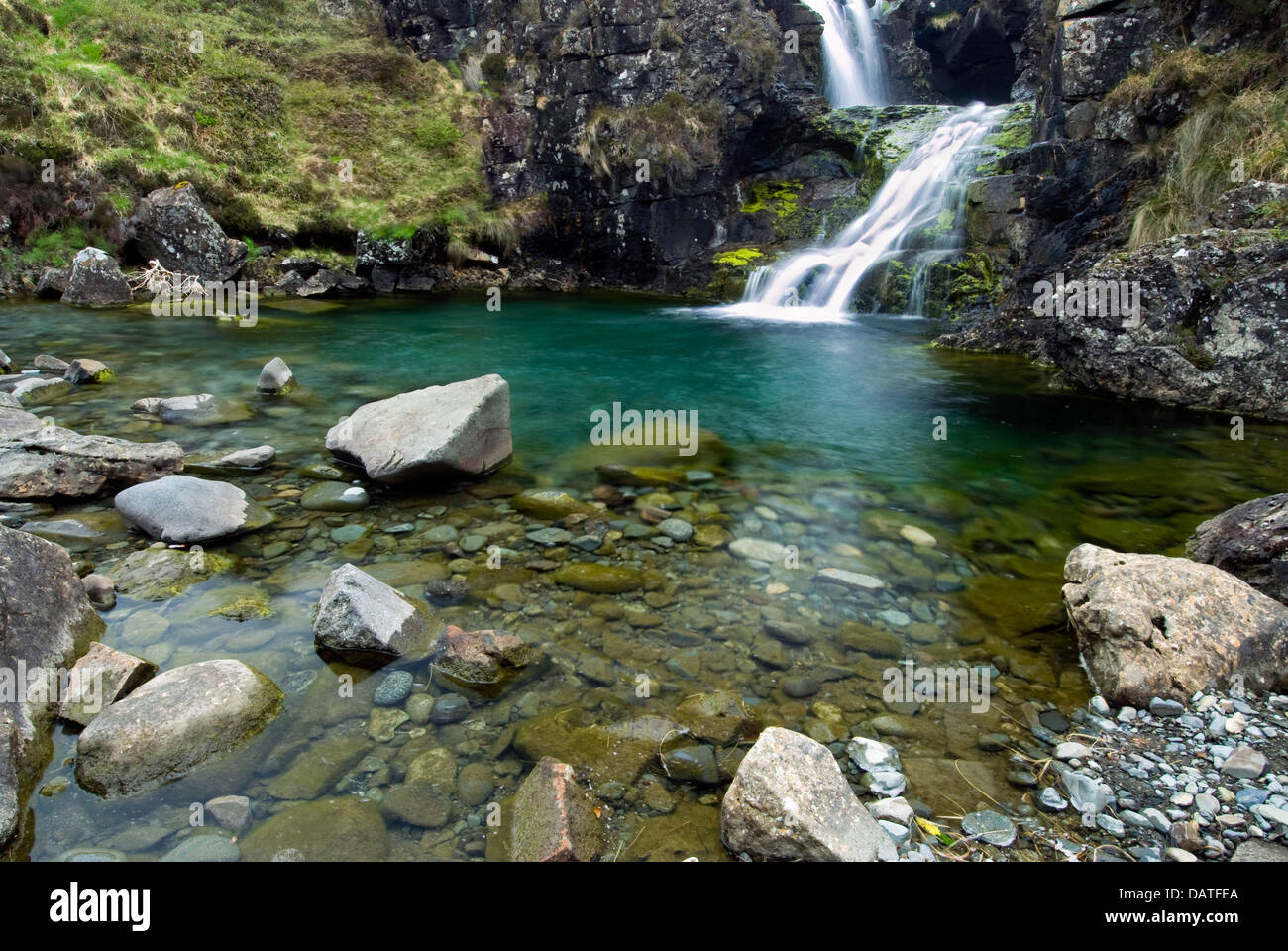 La cascata nel montagne Cuillin, Isola di Skye , Scozia Foto Stock