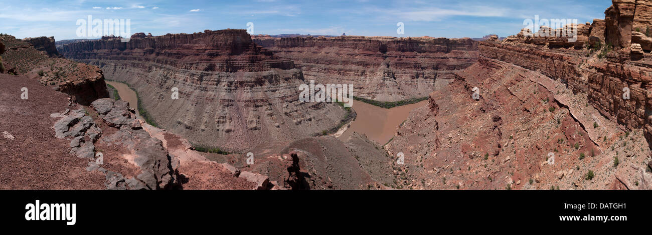 Punto di confluenza si affacciano sul panorama Foto Stock