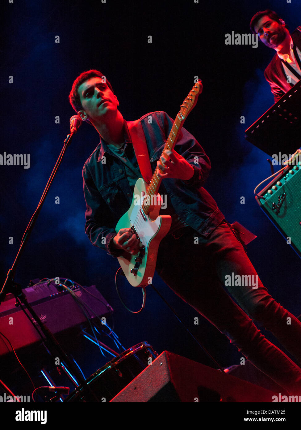 Oporto, Portogallo, 18 Luglio, Meo Mares Vivas - Festival di musica, Palco Meo, banda portoghese abbiamo fiducia Credito: Daniel Amado/Alamy Live News Foto Stock