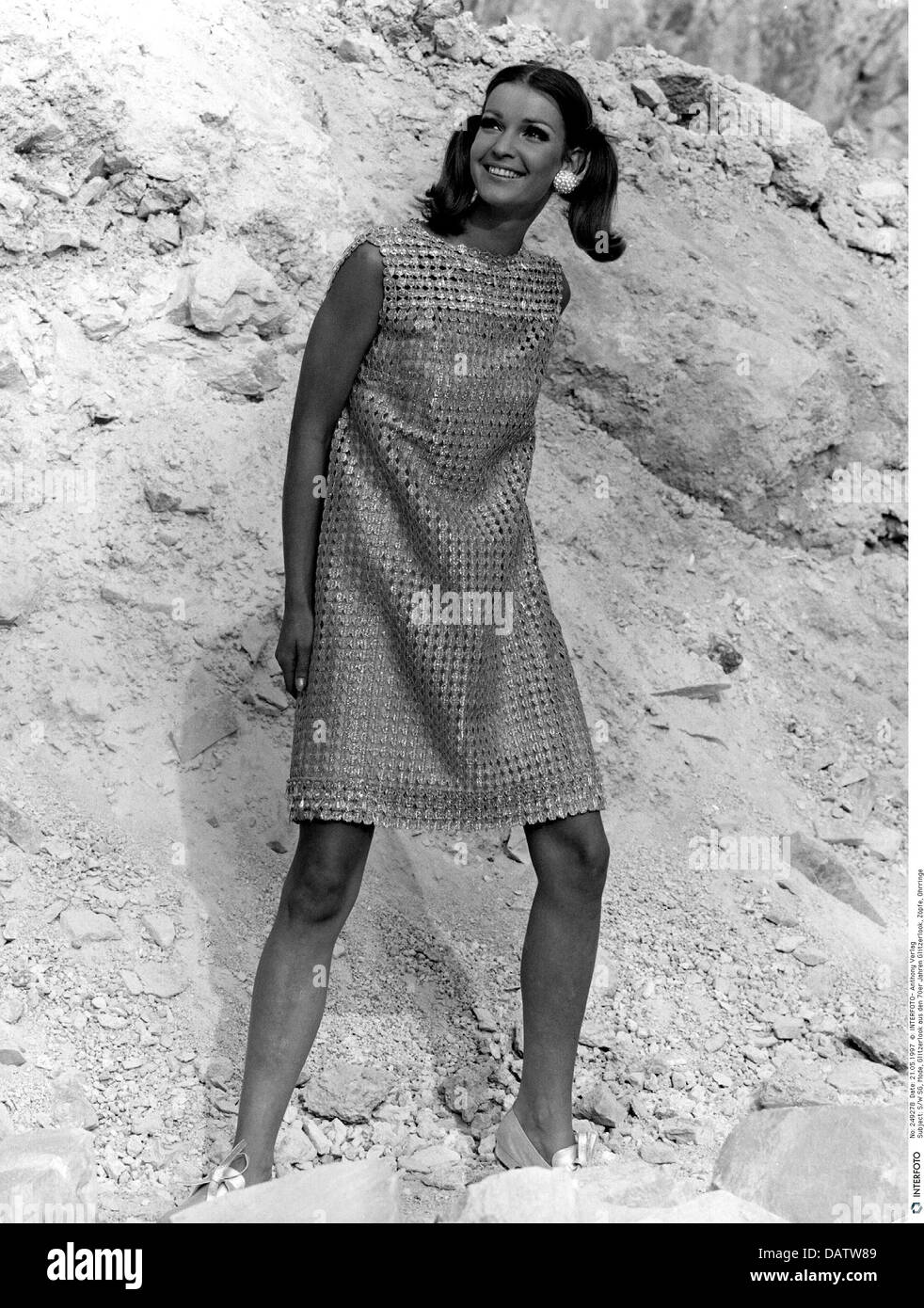 Abiti anni 60 donne deals