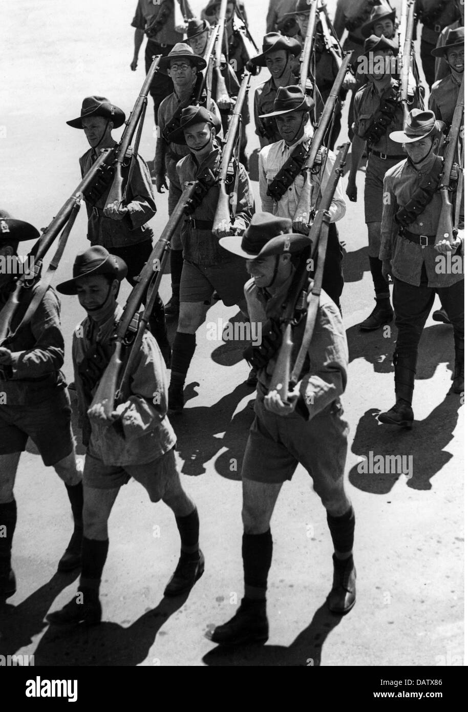 Militari, Australia, esercito, fanti durante la loro formazione, il marzo, circa 1940, Additional-Rights-Clearences-non disponibile Foto Stock