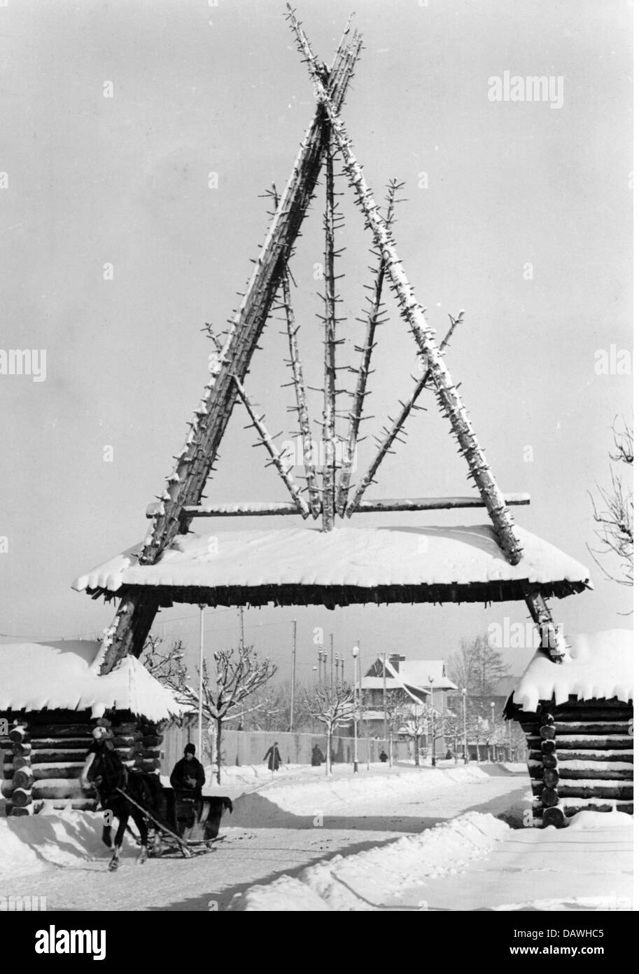 Geografia / viaggio, Polonia, Zakopane, edifici, arco, 29.12.1941, diritti aggiuntivi-clearences-non disponibile Foto Stock
