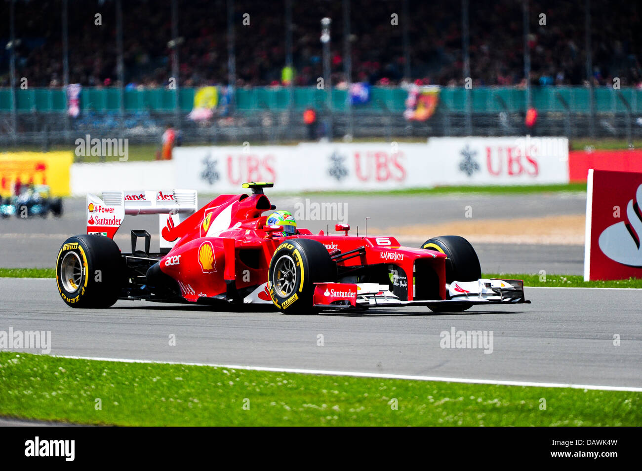 Felipe Massa, Ferrari, esce dalla curva di fattoria durante il 2012 Gran Premio di Gran Bretagna a Silverstone Foto Stock