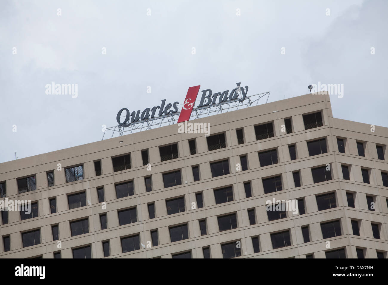 Quarles & Brady quartier generale è visto in Milwaukee Foto Stock