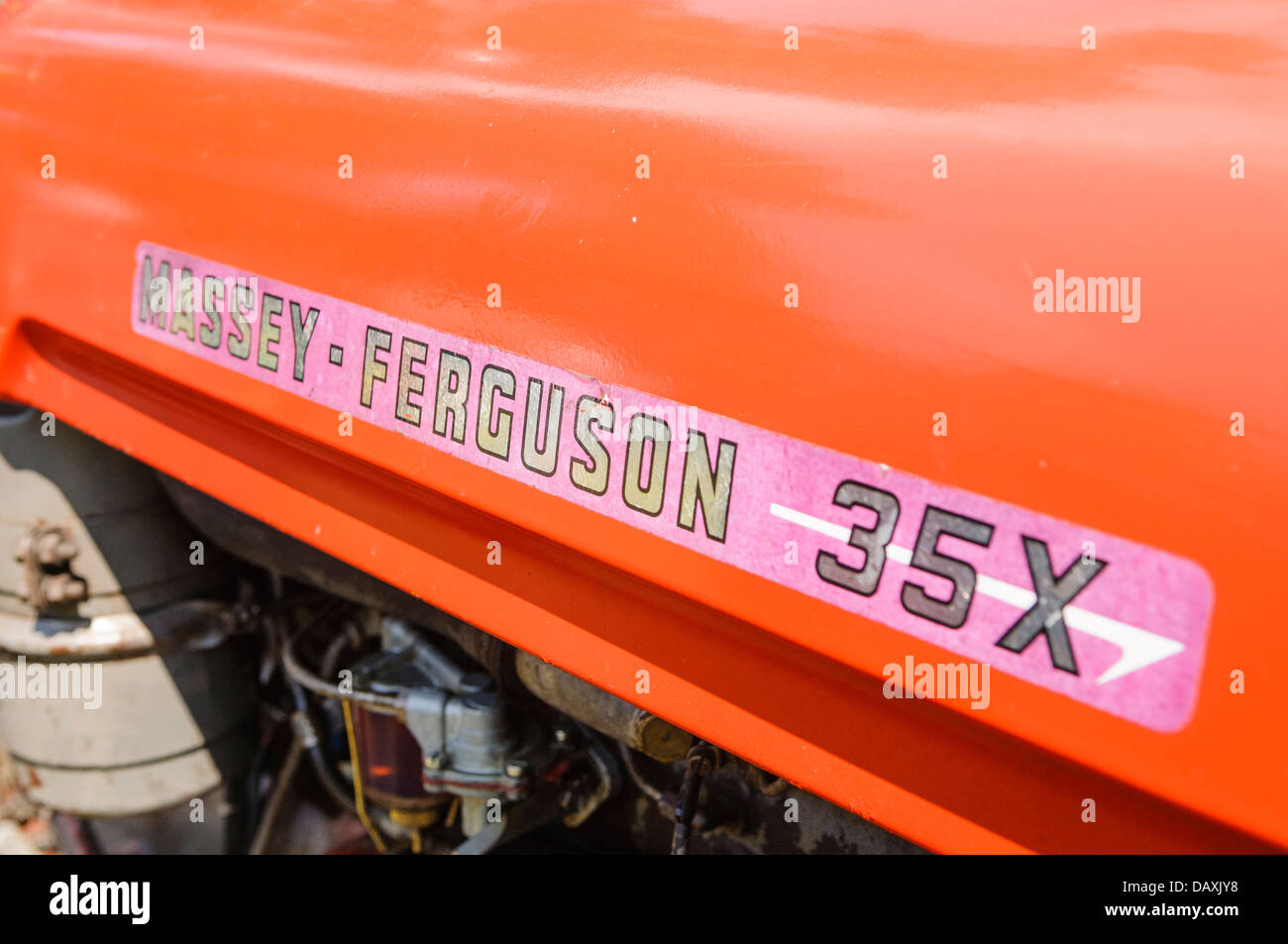 Massey Ferguson FE35 MF35 Trattore rilasciato nel 1955 (USA) 1956 (UK) che è diventato uno dei più popolari trattori mai ed è ancora oggi in uso Foto Stock