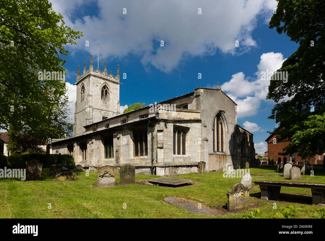 La Chiesa Parrocchiale di San Nicola in Bawtry, South Yorkshire. La chiesa è stata fondata nel 1190. Foto Stock