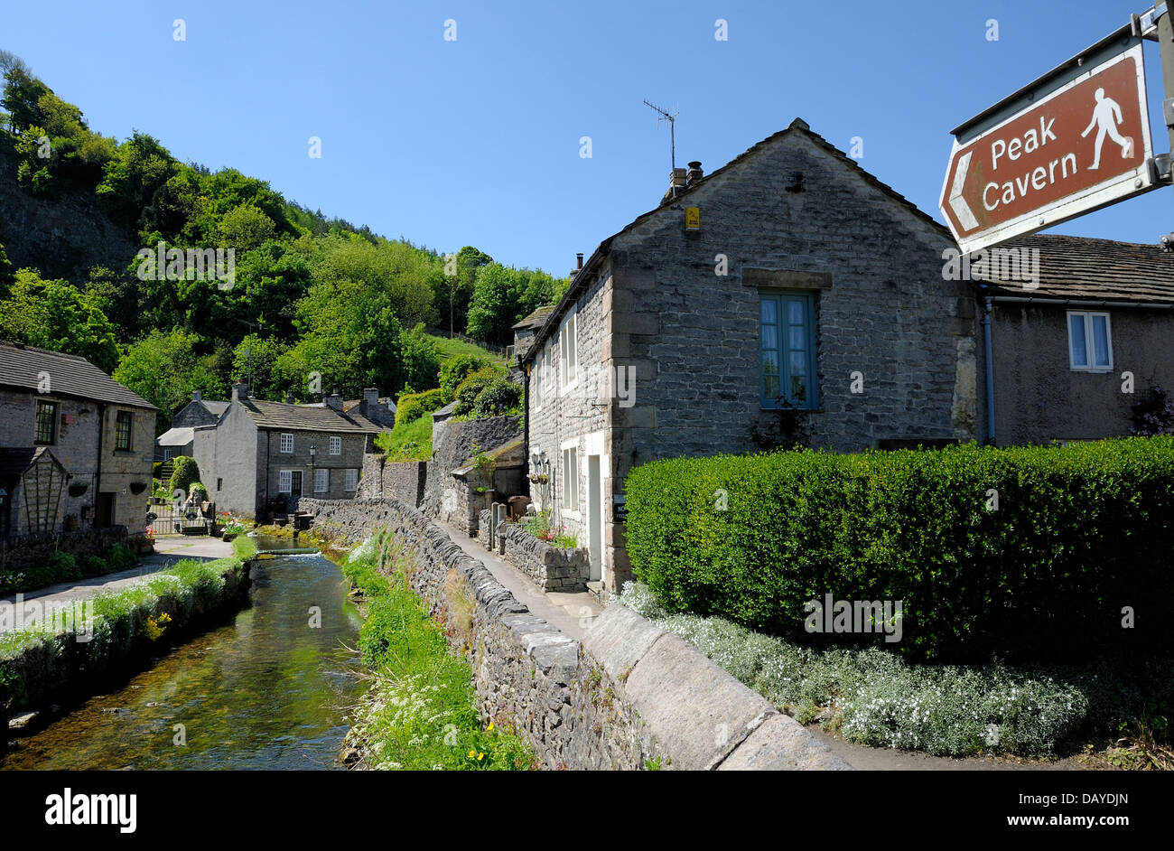 Cartello per il Peak Cavern Castleton Derbyshire England Regno Unito Foto Stock