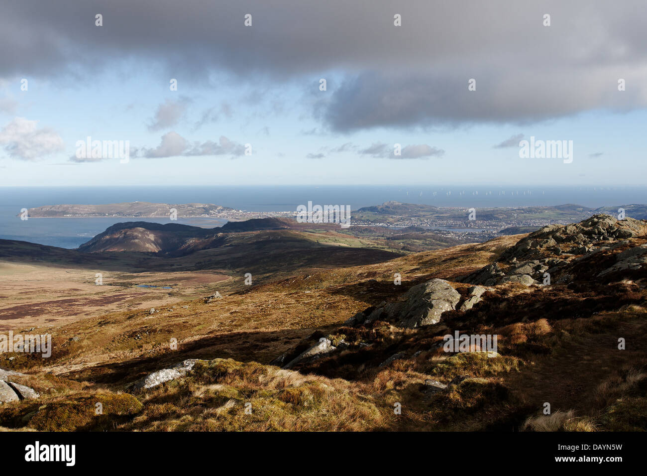 Vista verso il Great Orme dal nord, Carneddau Snowdonia Foto Stock