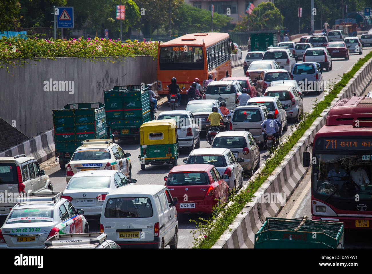 Il traffico in Nuova Delhi, India Foto Stock