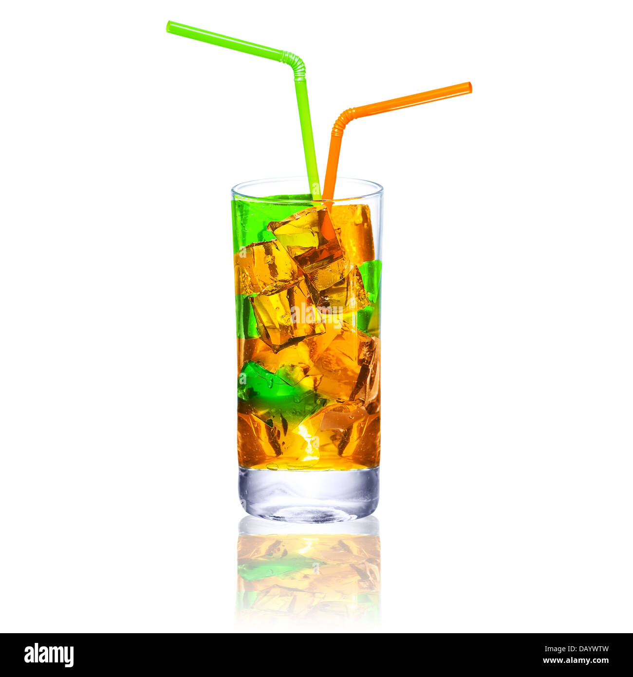 Cocktail multicolori con ghiaccio Foto Stock