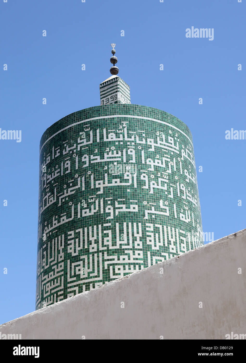 Minareto della moschea nella città del Marocco Moulay Idriss Foto Stock