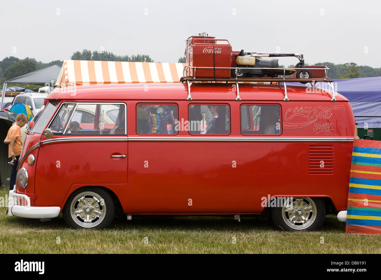 Volkswagen autobus a Santa Pod Raceway 'Bug Jam' 2013 Foto Stock