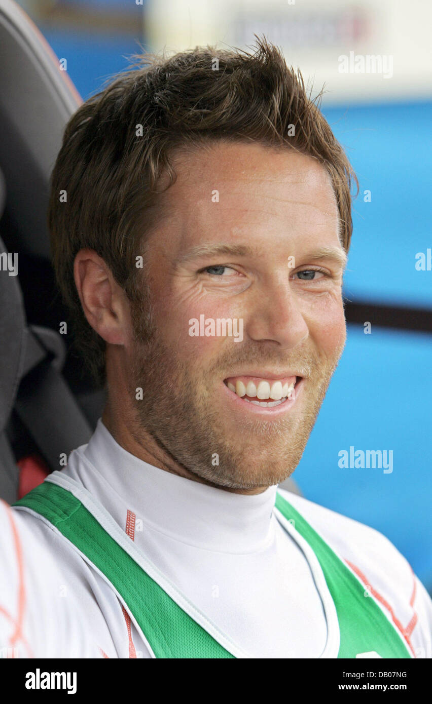 Il tedesco Beach Volley pro David Klemperer è raffigurato durante una partita al FIVB World Tour Grand Slam di Berlino, Germania, 12 luglio 2007. Foto: Rainer Jensen Foto Stock