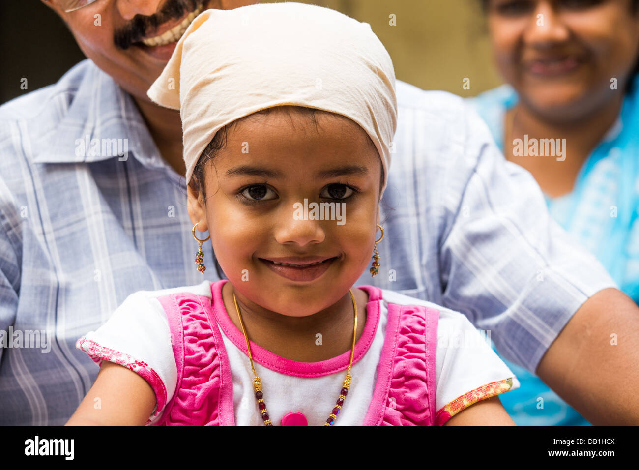 Giovane ragazza indiana a Kochi, Kerela, India Foto Stock