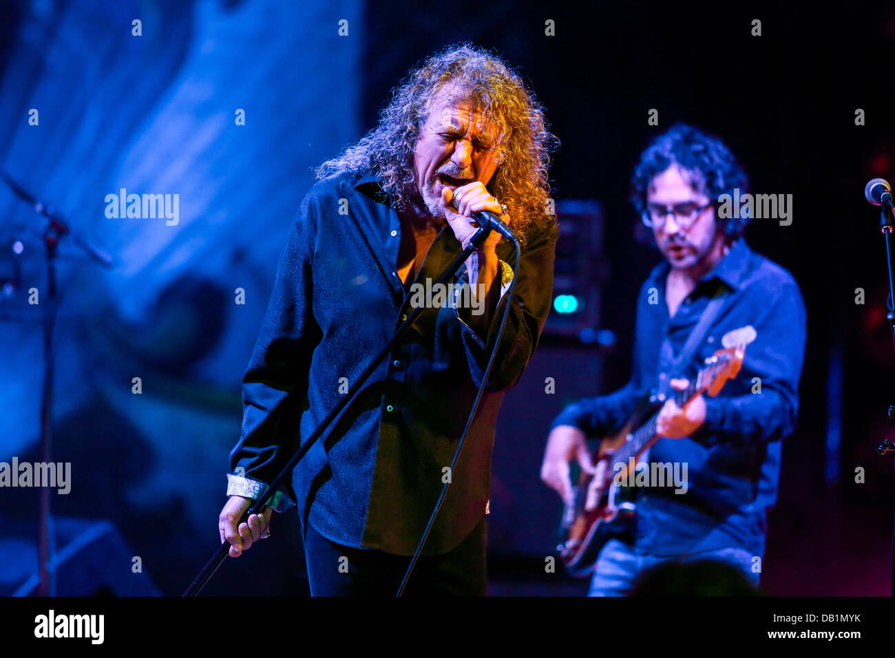 Cary, North Carolina, Stati Uniti d'America. Il 20 luglio, 2013. Robert Plant e il sensazionale traslatori di spazio di eseguire in Carolina del Nord - foto: Robert Plant - Credit: Fotografia Rockstar/Alamy Live News Foto Stock