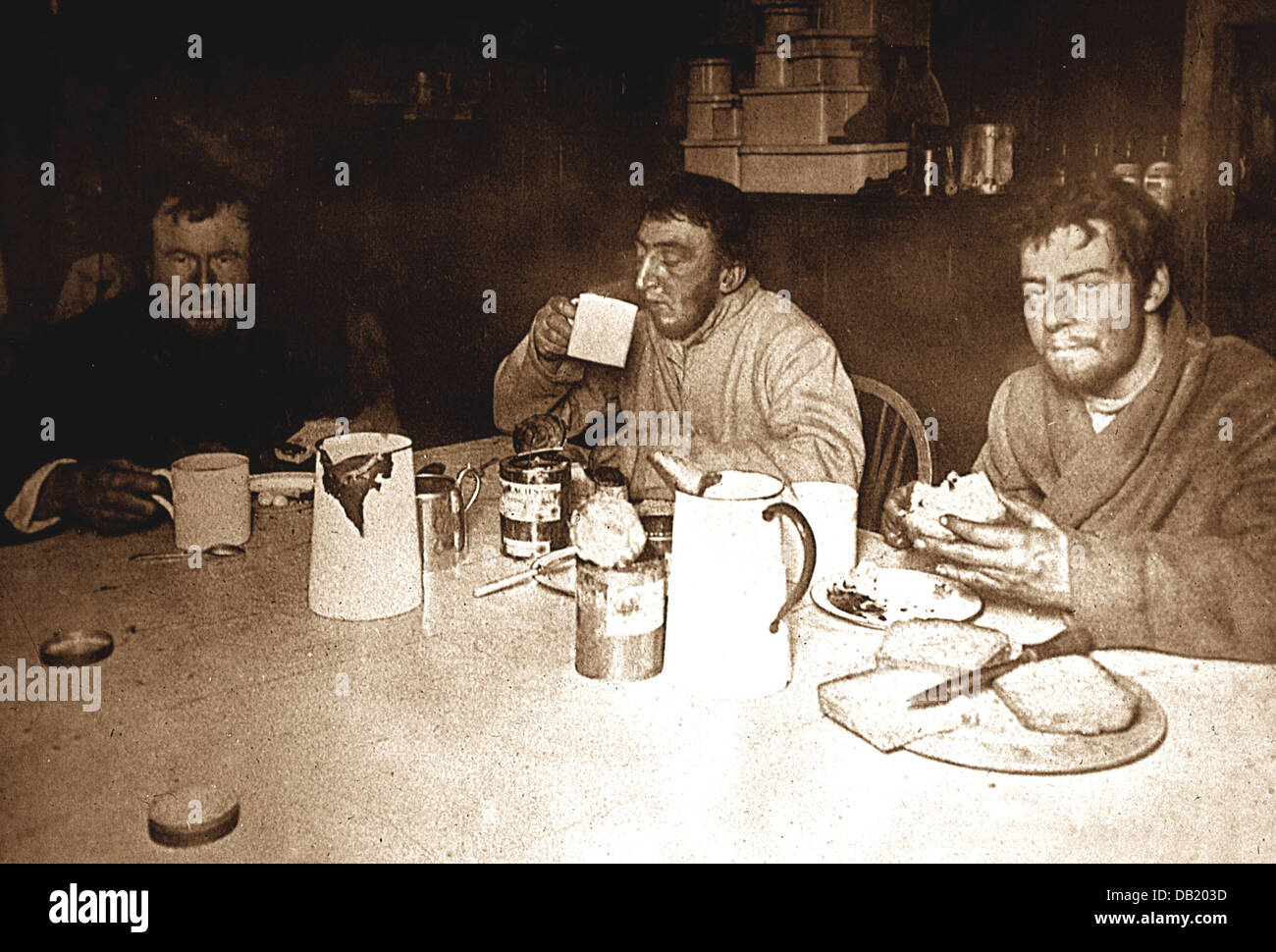 Scott spedizione in Antartide Wilson Bowers e Cherry-Garrard sul loro ritorno da Cape Crozier nel 1911 Foto Stock