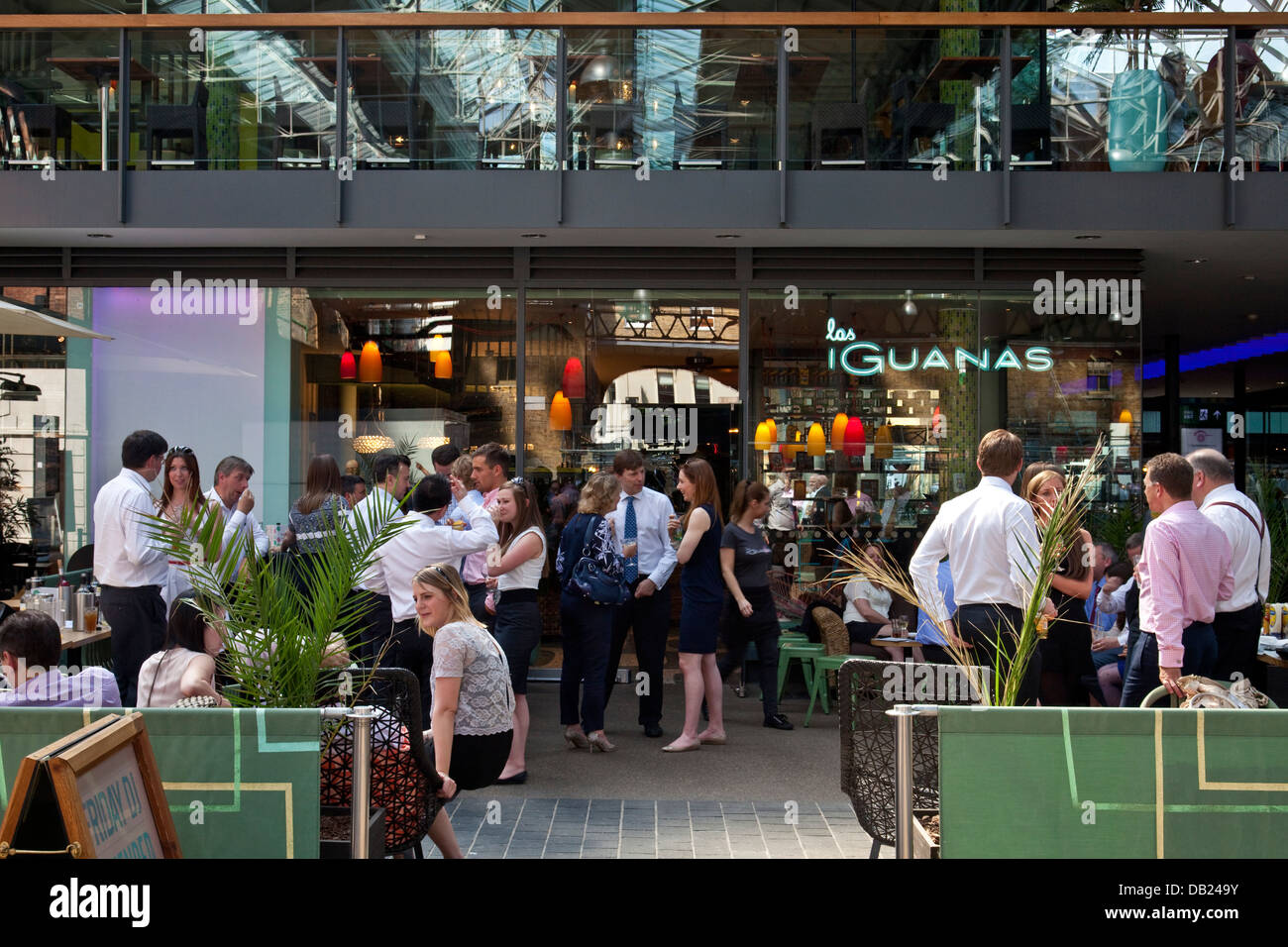Las Iguana cafe/ristorante, Spitalfields Market, Tower Hamlets, Londra, Inghilterra Foto Stock