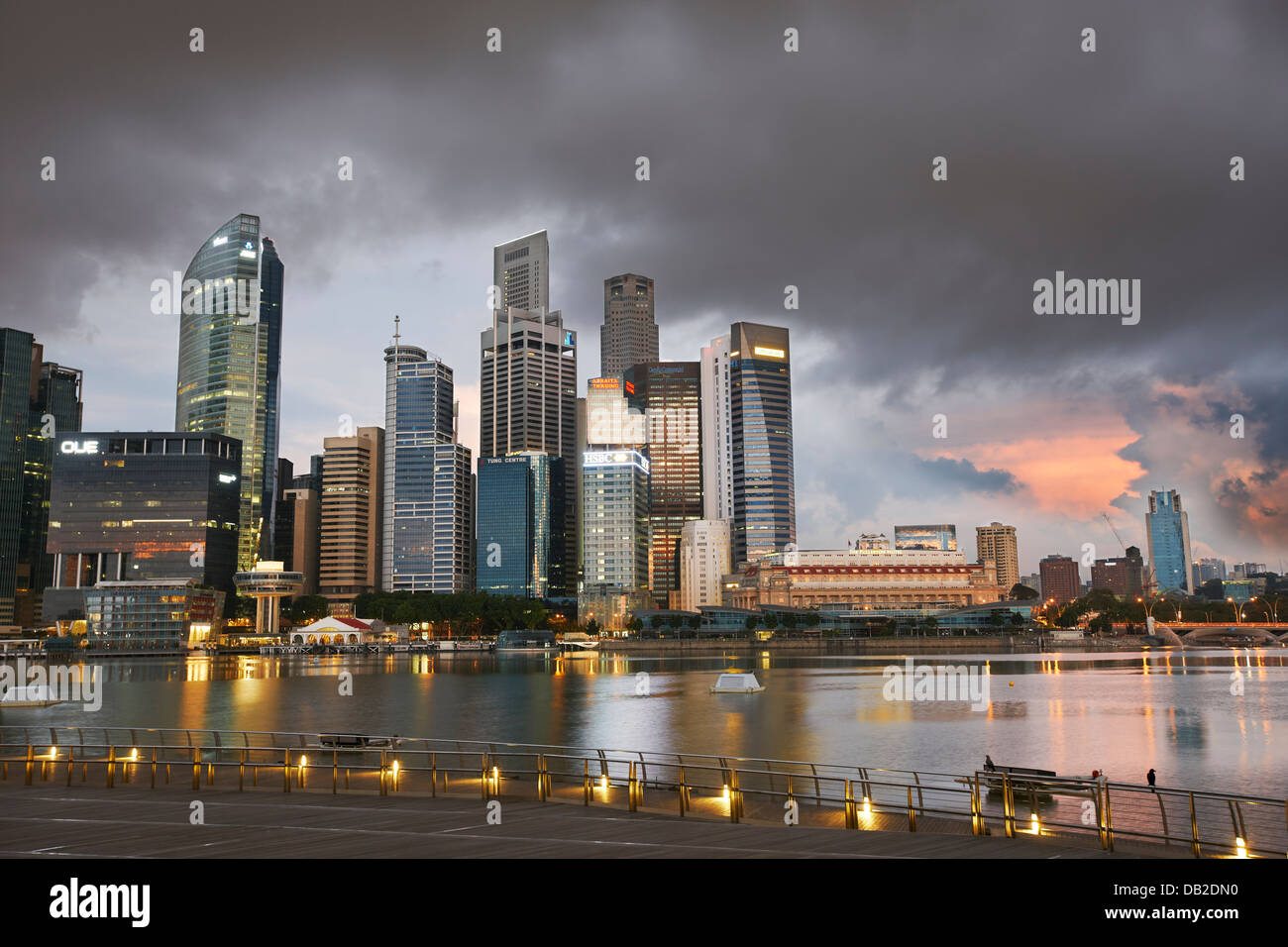 Grattacieli al Quartiere Centrale degli Affari di Singapore. Foto Stock