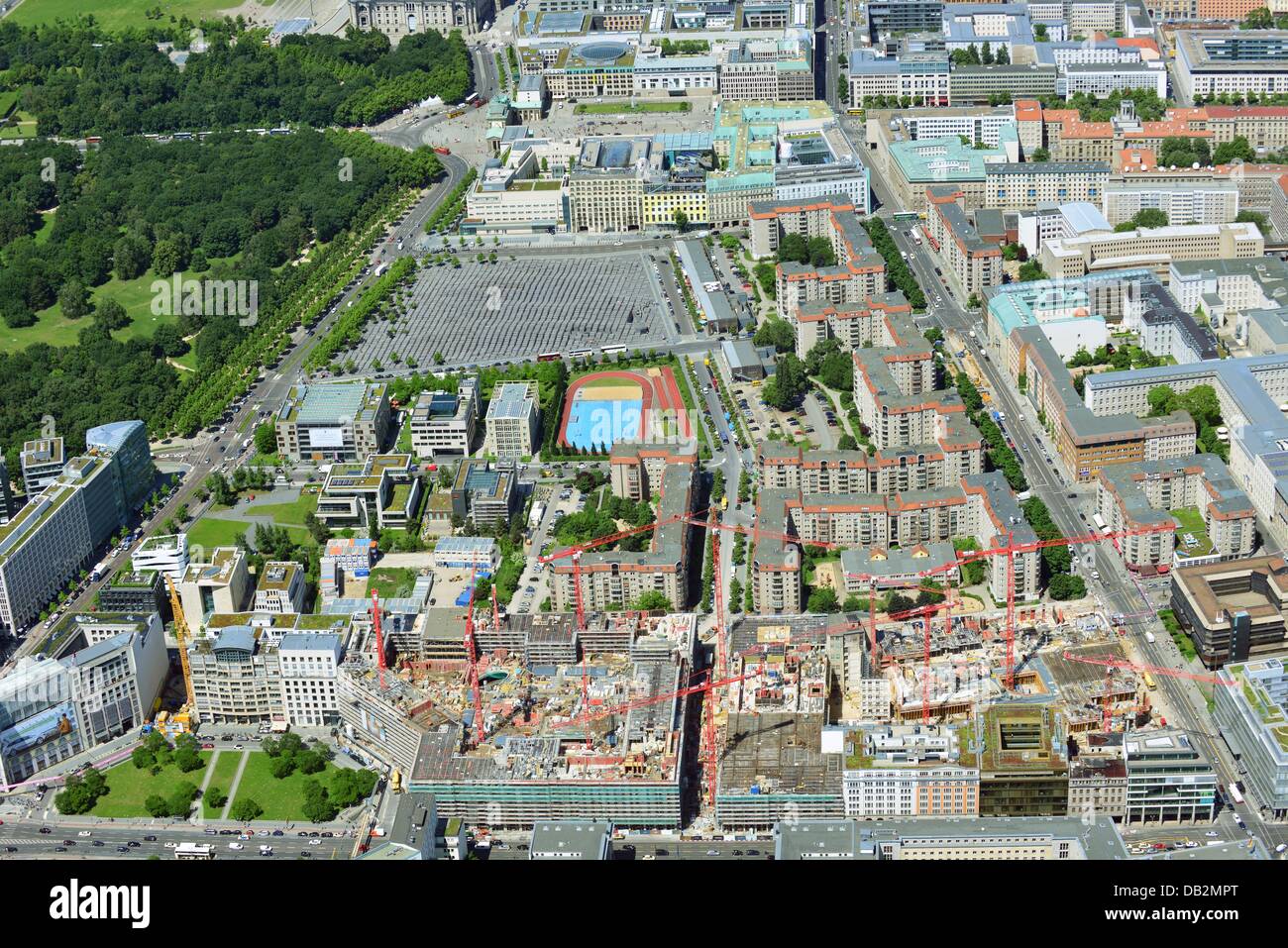 Berlin 2013/06/05 Nuovo edificio sul sito Wertheim a Leipziger Platz 12 in Berlin-Mitte. Foto Stock