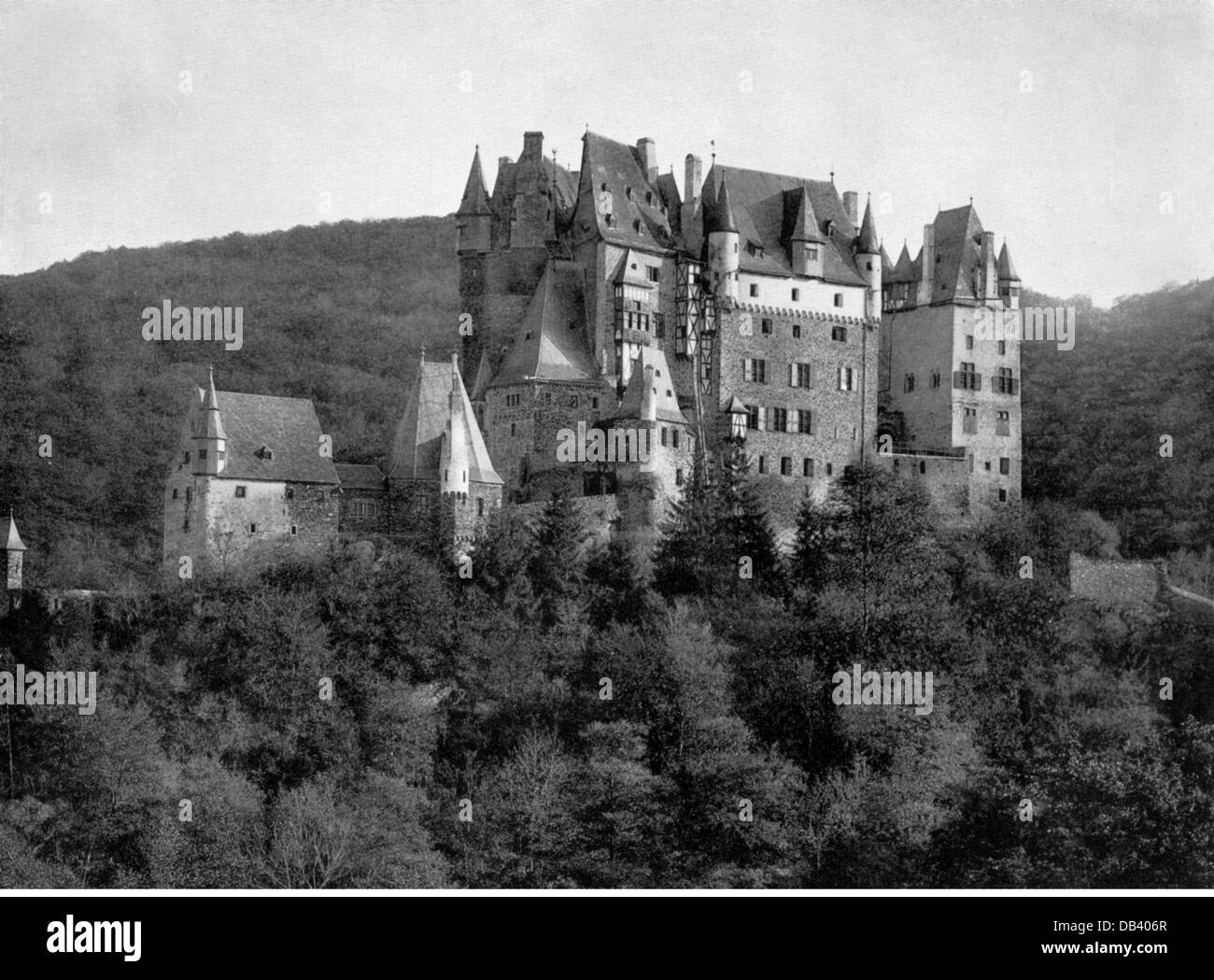 Geografia / viaggio, Germania, castelli, Castello Eltz, pittura, circa 1850, diritti aggiuntivi-clearences-non disponibile Foto Stock