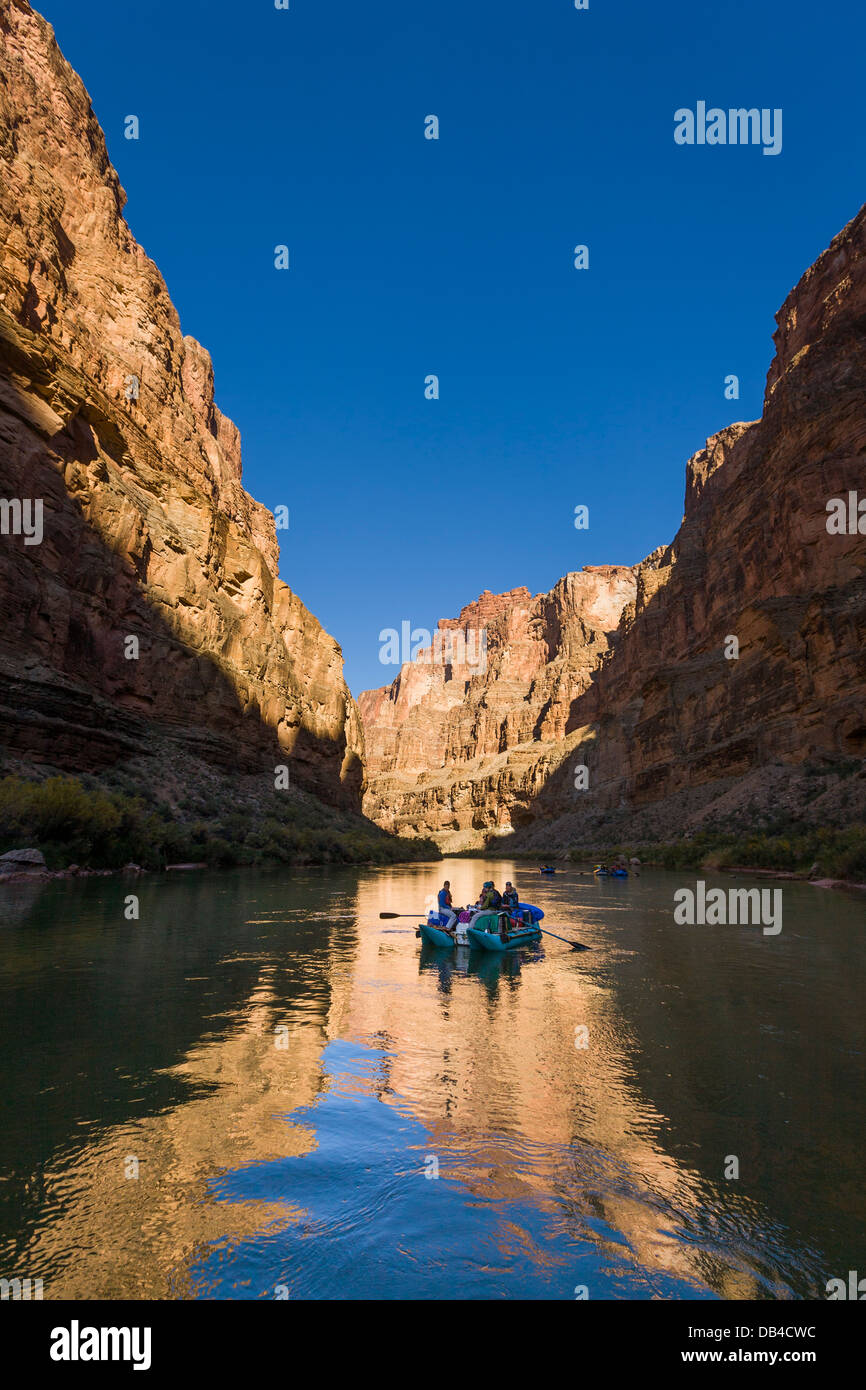 Rafting lungo il Grand Canyon, Arizona. Foto Stock