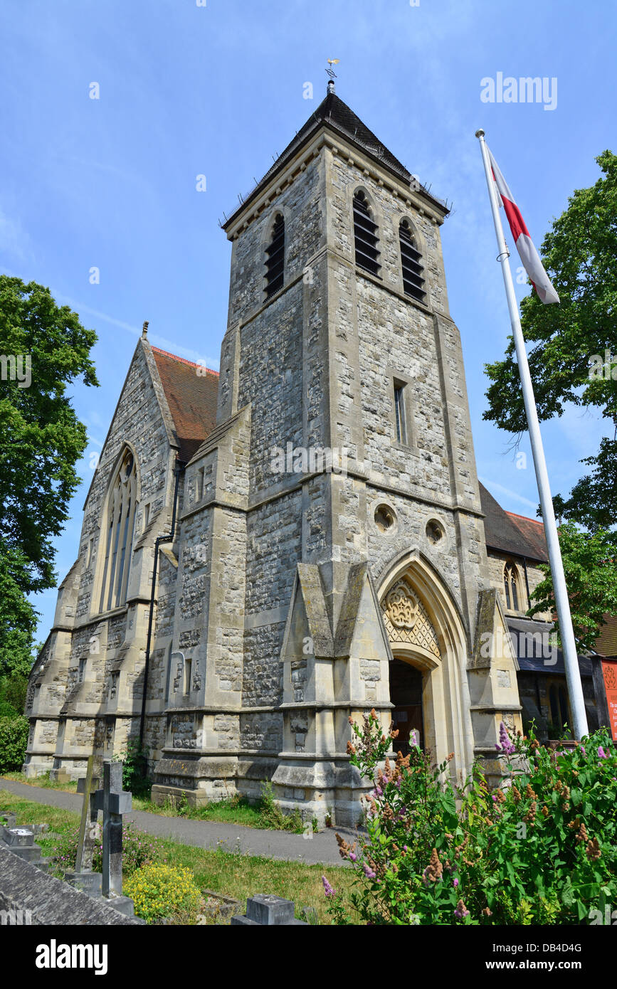 La Chiesa Parrocchiale di San Matteo, Church Road, Ashford, Surrey, England, Regno Unito Foto Stock