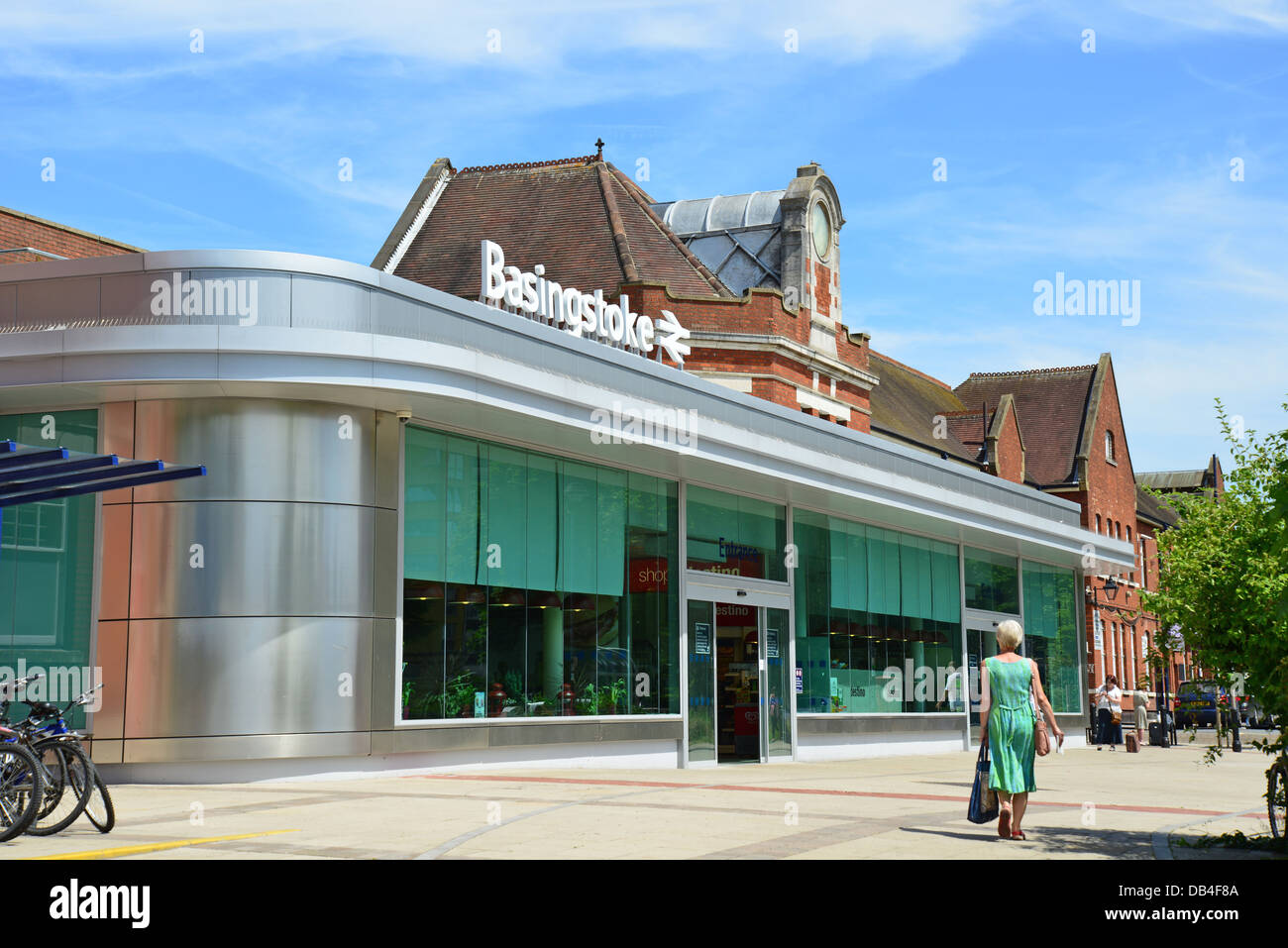 Basingstoke stazione ferroviaria, Basingstoke, Hampshire, Inghilterra, Regno Unito Foto Stock