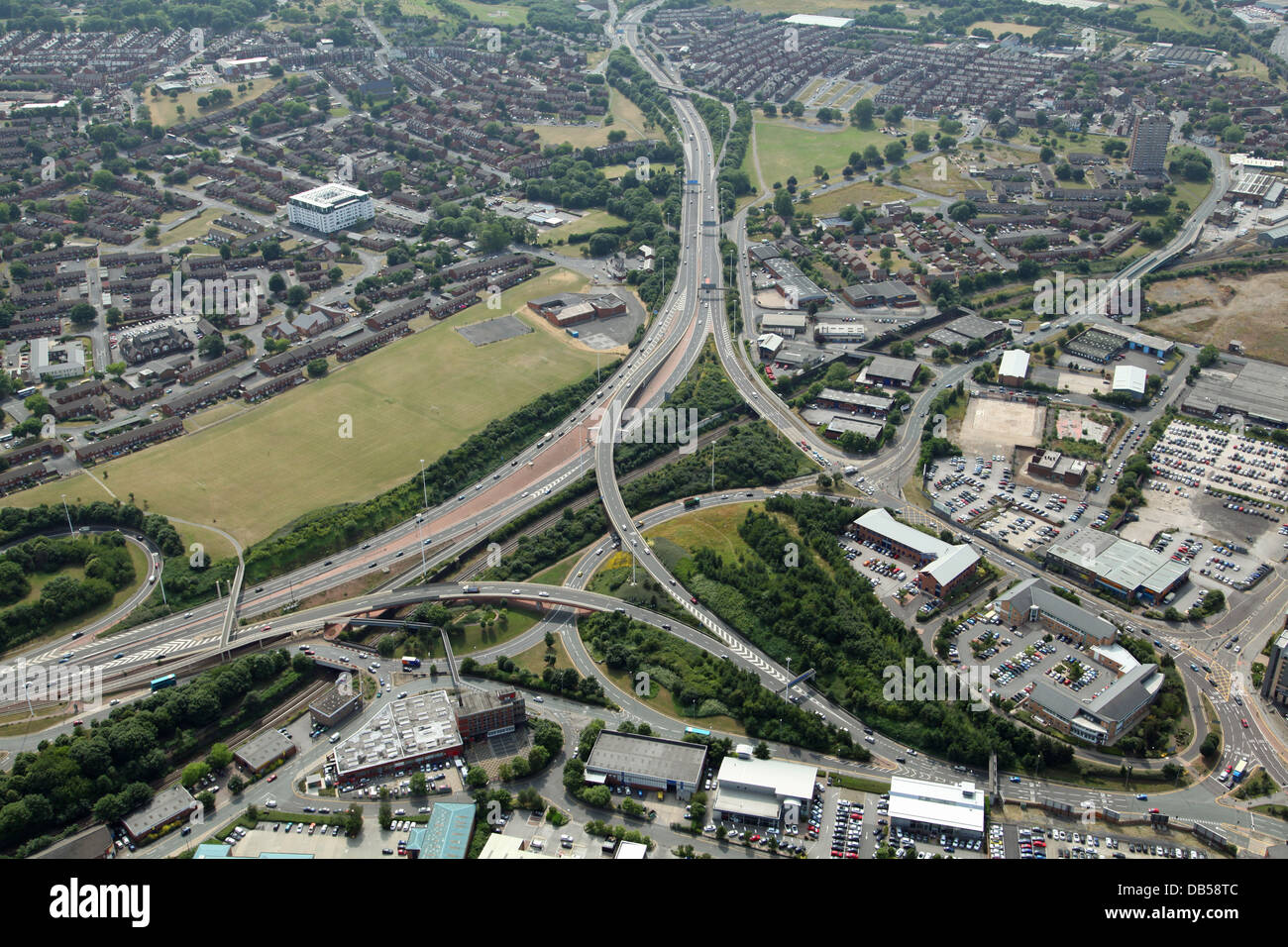 Vista aerea di congiunzione 3 della M621 autostrada in Holbeck, Sud Leeds Foto Stock