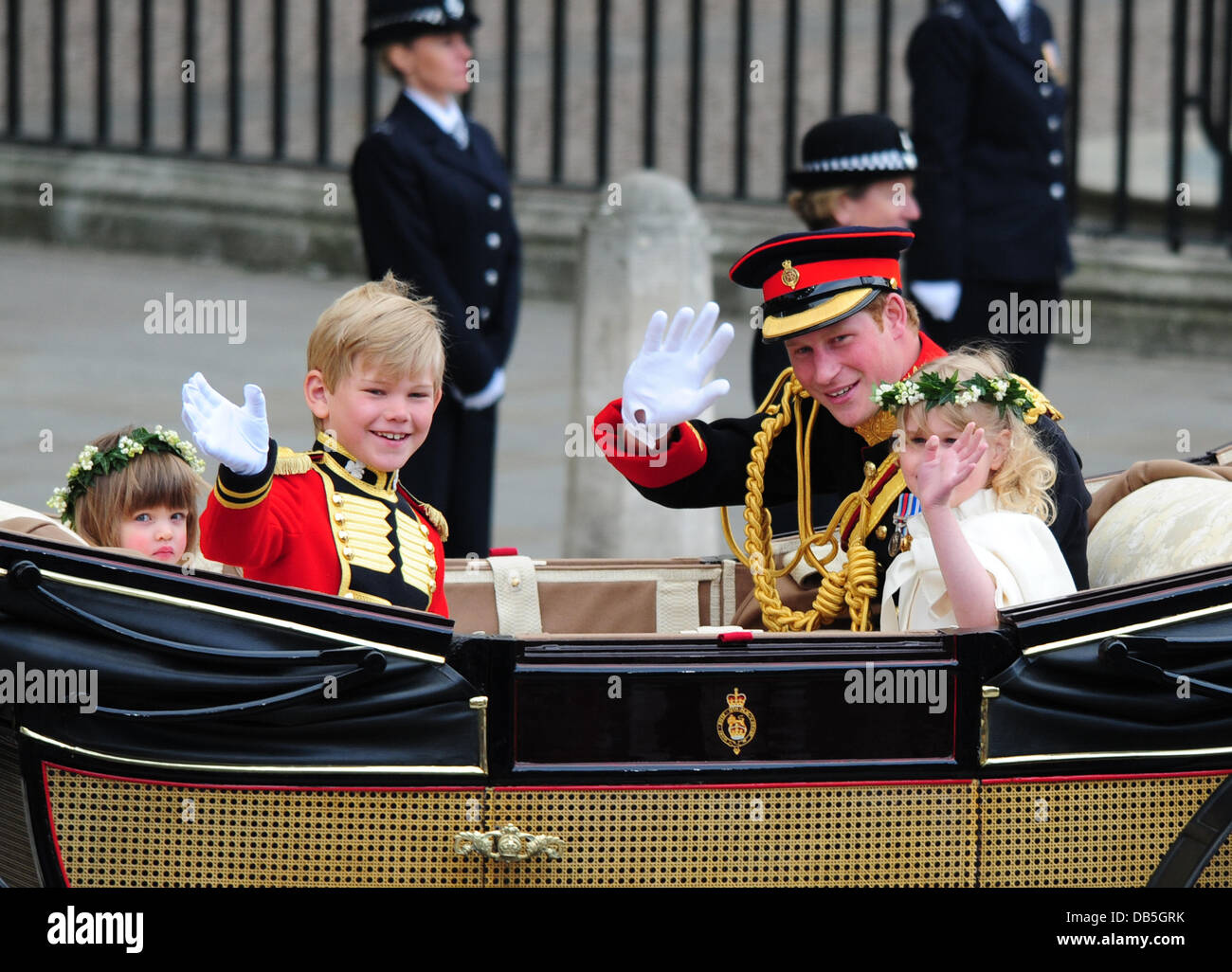 Tom Pettyfer, il principe Harry e la signora Louise Windsor le nozze del principe William e Catherine Middleton - Abbazia di Westminster a Londra, Inghilterra - 29.04.11 Foto Stock