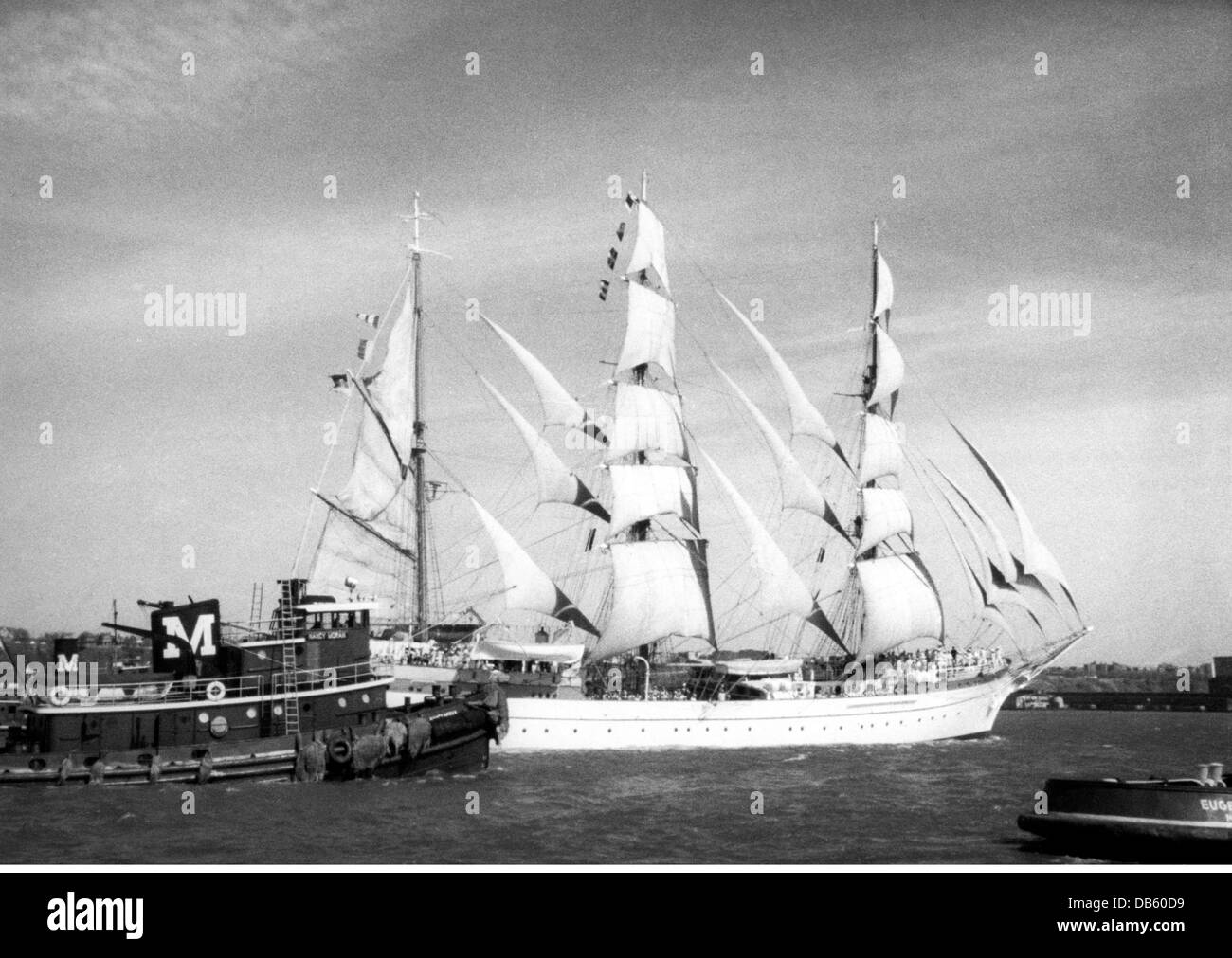 Militare, Germania, Bundeswehr, Marina, nave scuola di vela 'Gorch Fock' (1958), view, New York Harbour, 5.8.1962, diritti-aggiuntivi-clearences-non disponibile Foto Stock