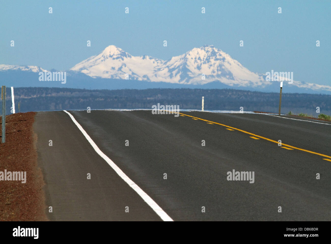 Stati Uniti Route 20 East di piegare, Oregon, Stati Uniti d'America. Foto Stock