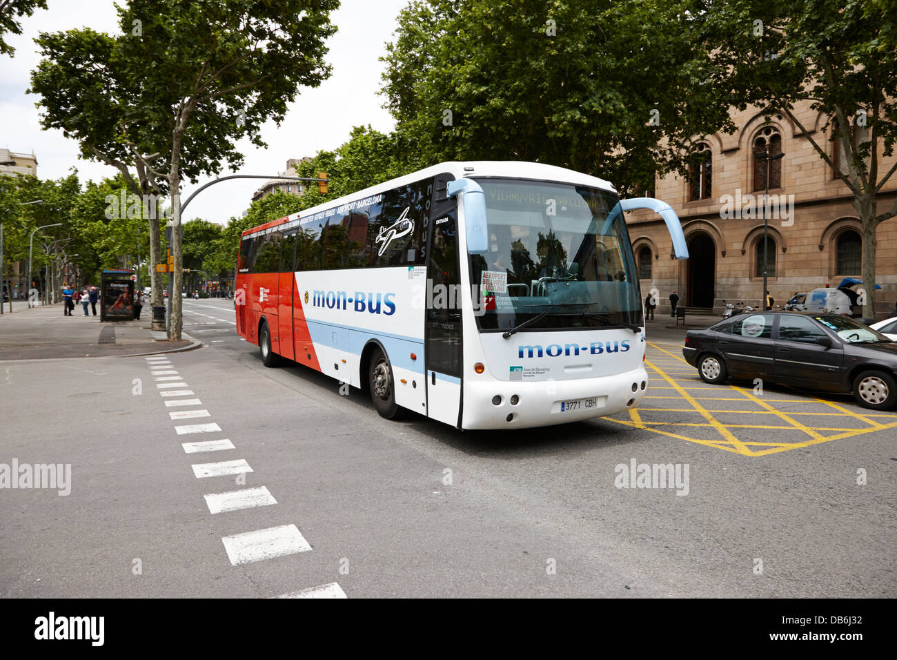 Monbus gli autobus di servizio di pullman Barcellona Catalonia Spagna Foto Stock