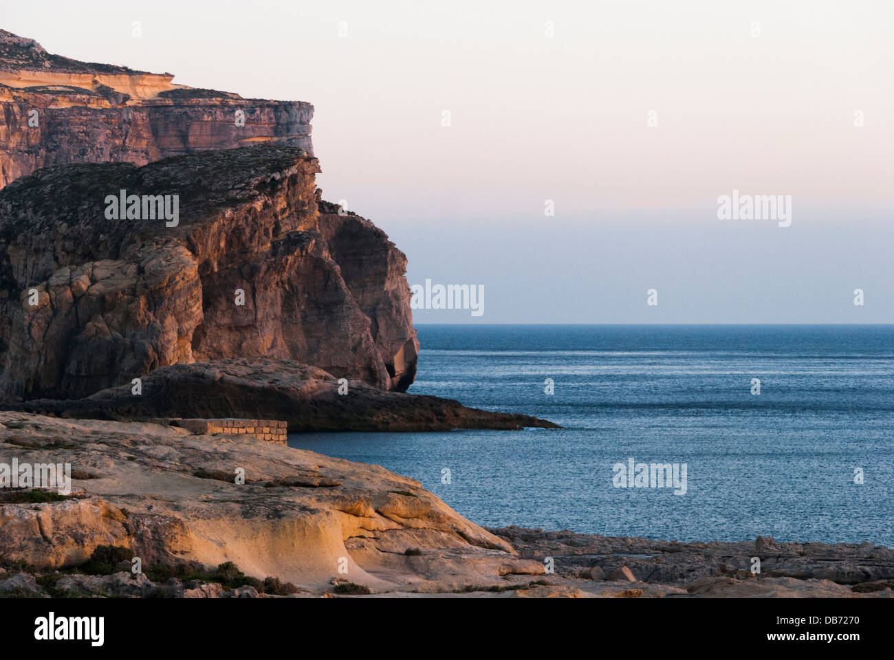 Sunset Cliffs a Dwejra Foto Stock