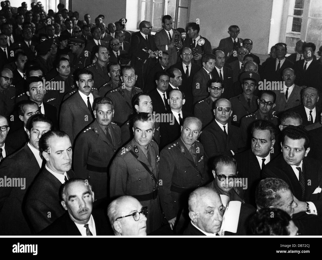 Politica, Grecia, processo di 28 ufficiali dell'esercito greco a causa della cospirazione contro la monarchia, Atene, udienza, 21.11.1966, diritti aggiuntivi-clearences-non disponibili Foto Stock