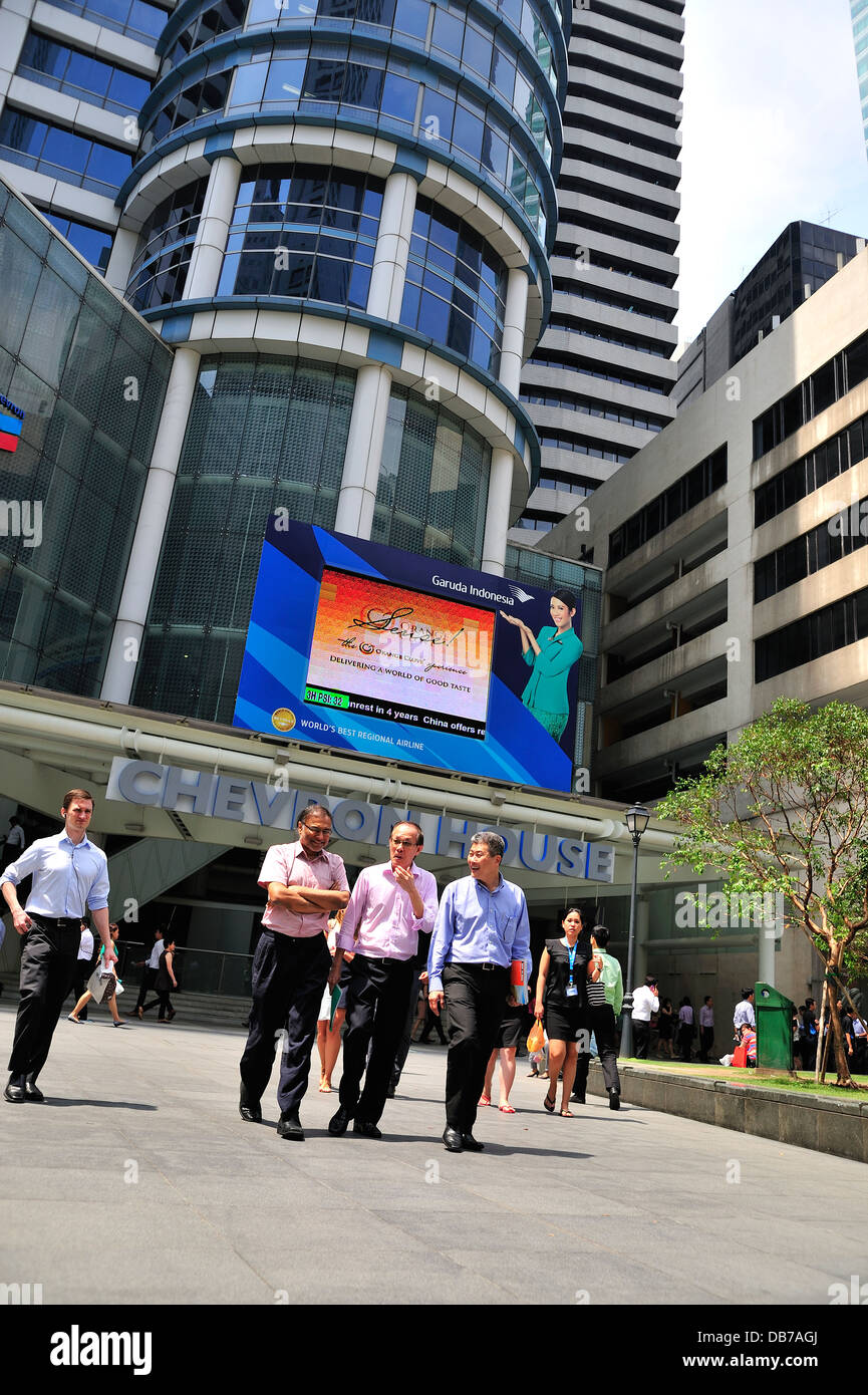 Ora di pranzo in Raffles Place Singapore Foto Stock