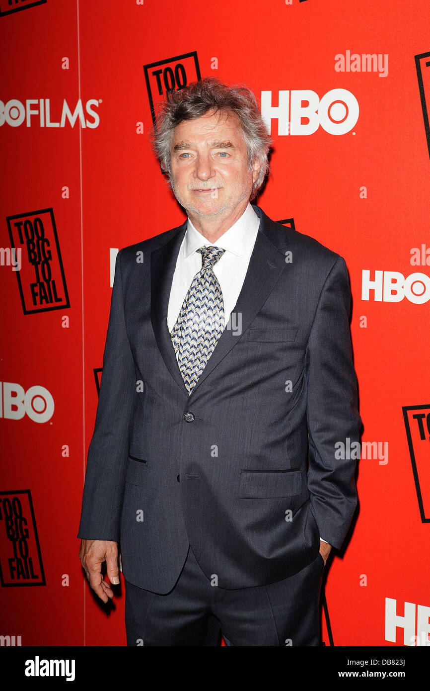 Direttore, Curtis Hanson HBO presenta la prima assoluta di "Too big to fail' basato sul libro di Andrew Ross Sorkin presso il Museo di Arte Moderna. La città di New York, Stati Uniti d'America - 16.05.11 Foto Stock