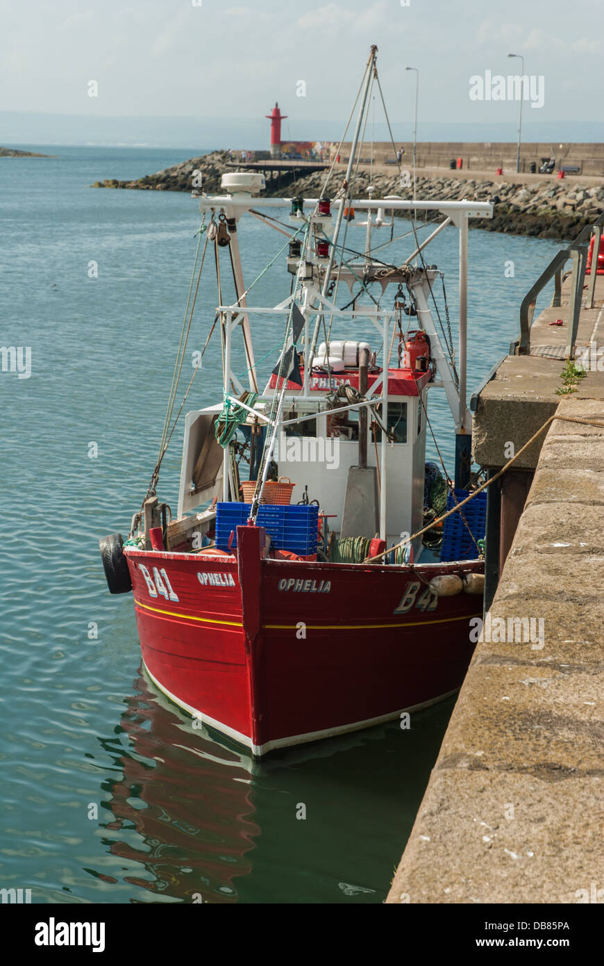 Trawler ormeggiato a Bangor marina Foto Stock