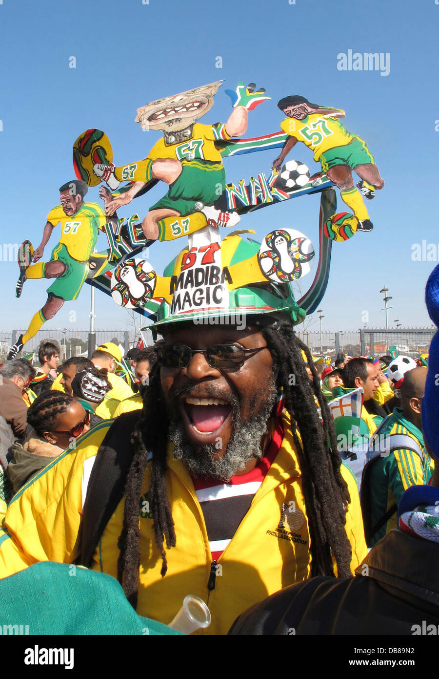 South African ventola orgoglio celebra la passione prima partita di apertura tra il Sud Africa (Bafana Bafana) Messico Soccer City in Foto Stock